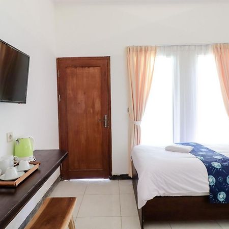 Balkondes Kenalan Hotel Magelang Bagian luar foto