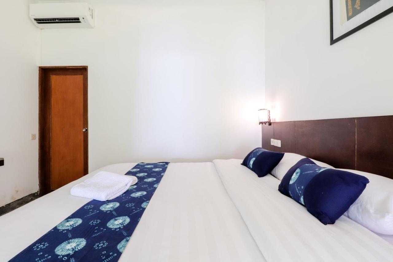 Balkondes Kenalan Hotel Magelang Bagian luar foto