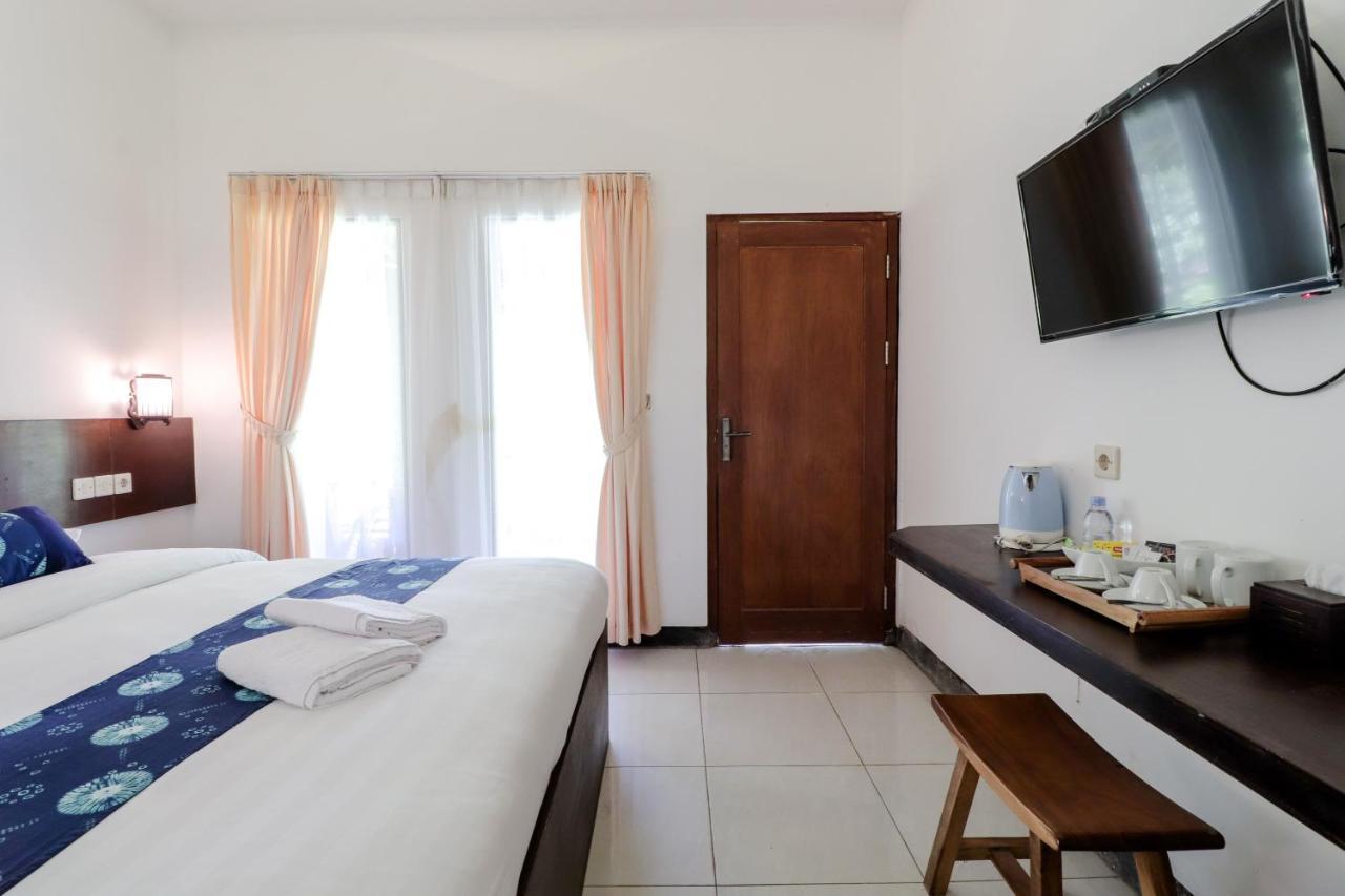 Balkondes Kenalan Hotel Magelang Bagian luar foto