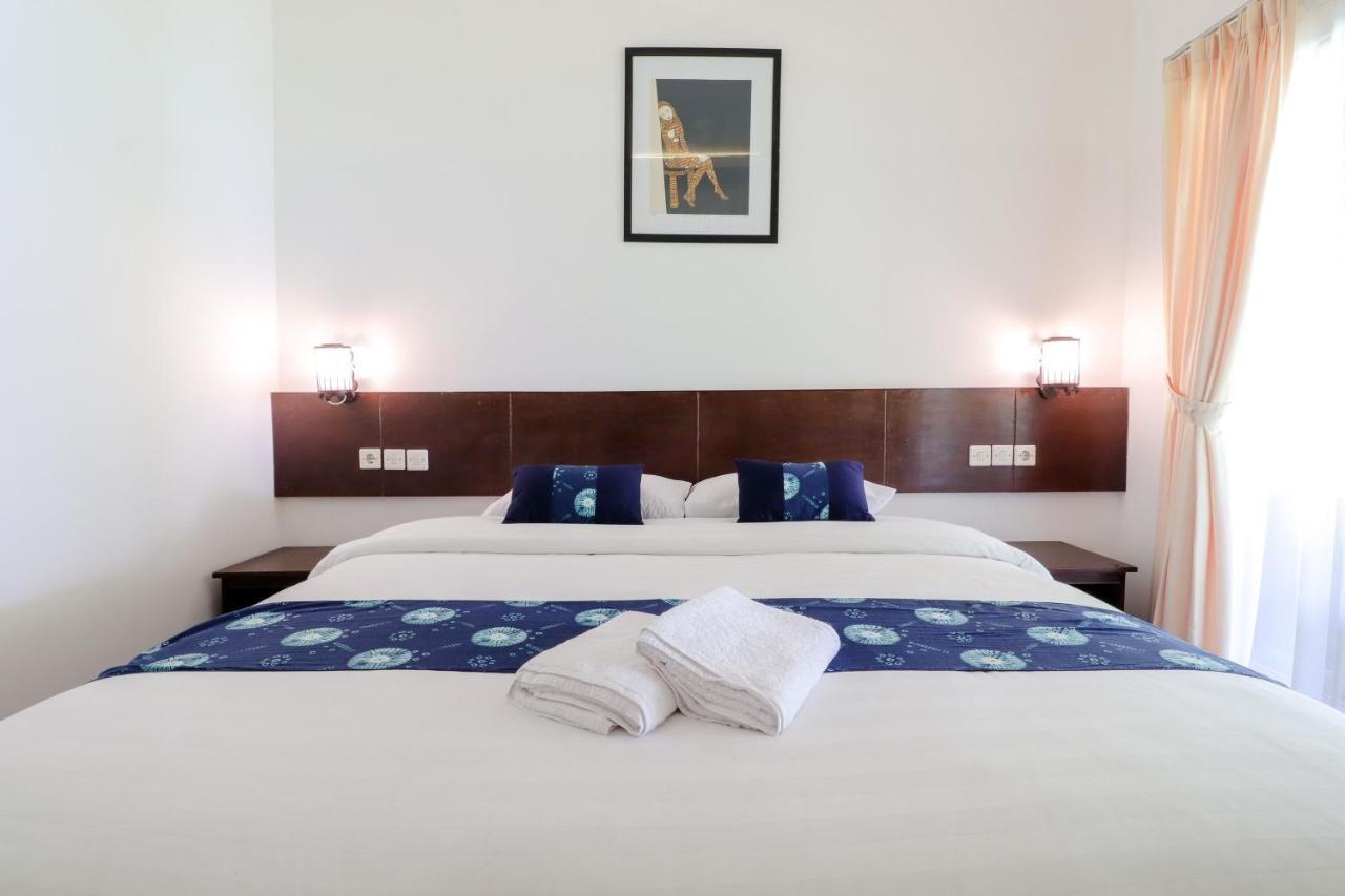 Balkondes Kenalan Hotel Magelang Bagian luar foto
