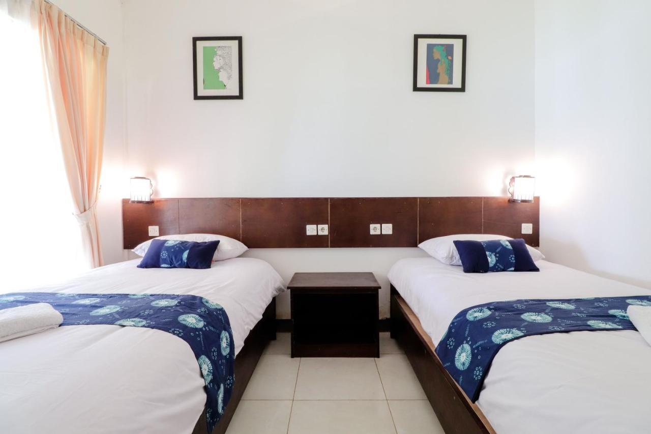 Balkondes Kenalan Hotel Magelang Bagian luar foto